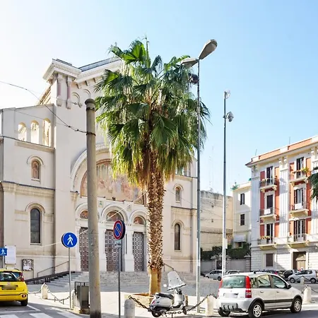 Lägenhet Madonella Con Terrazzo Bari